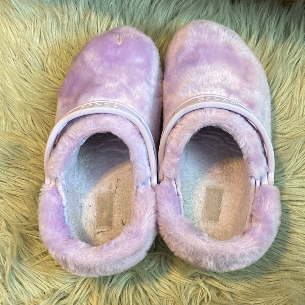Fuzzy crocs, lavender
